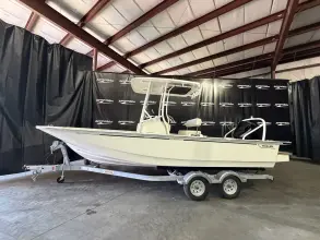 Boston Whaler 210 Montauk