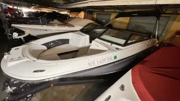 Thumbnail von Sea Ray SPX 230