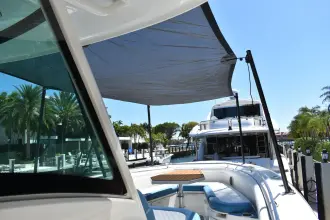 Thumbnail von Boston Whaler 350 Outrage