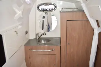 Thumbnail von Boston Whaler 350 Outrage
