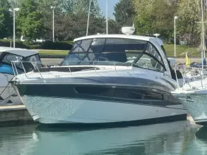 Thumbnail von Cruisers Yachts 380 Express