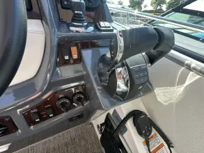 Thumbnail von Cruisers Yachts 380 Express