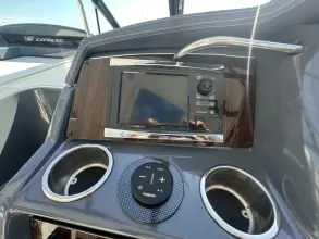 Thumbnail von Cruisers Yachts 380 Express
