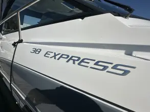 Thumbnail von Cruisers Yachts 380 Express