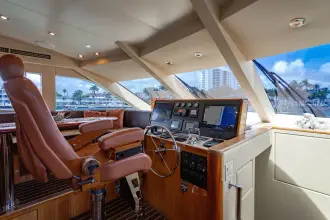 Thumbnail von Hatteras 64 Motor Yacht