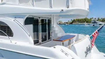 Thumbnail von Hatteras 64 Motor Yacht