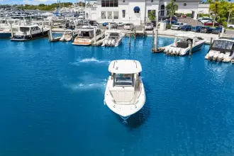 Thumbnail von Boston Whaler 350 Realm