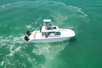 Thumbnail von Invincible 33 Catamaran Compensating