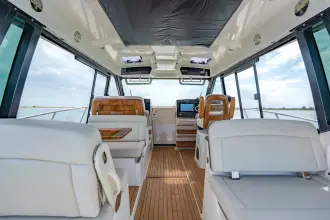 Thumbnail von Boston Whaler 405 Conquest
