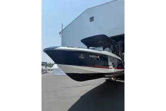 Thumbnail von Sea Ray SLX 250