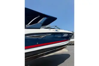 Thumbnail von Sea Ray SLX 250