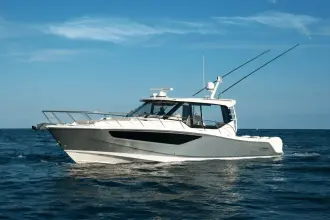 Thumbnail von Boston Whaler 405 Conquest