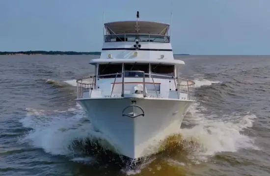 Hatteras 70 Cockpit Motor Yacht Summertime Lady