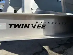 Thumbnail von Twin Vee 28 GF