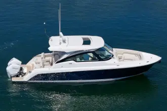 Thumbnail von Tiara Yachts 34LX