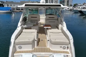 Thumbnail von Tiara Yachts 34LX