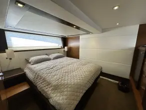 Thumbnail von Tiara Yachts 50 Coupe