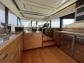 Thumbnail von Tiara Yachts 50 Coupe