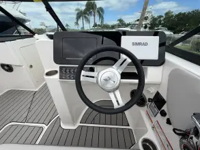 Thumbnail von Sea Ray SDX 270 Outboard
