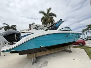 Thumbnail von Sea Ray SDX 270 Outboard