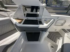 Thumbnail von Sea Ray SLX 310 Outboard