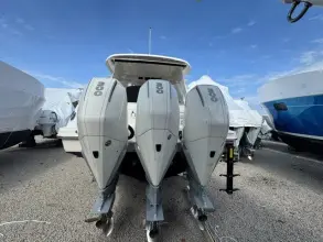 Thumbnail von Boston Whaler 350 Realm