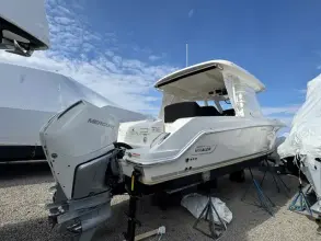 Thumbnail von Boston Whaler 350 Realm
