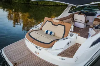 Thumbnail von Sea Ray SLX 350