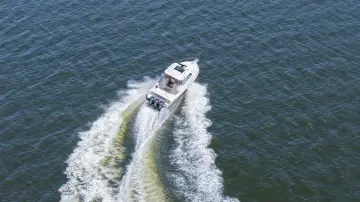 Thumbnail von Grady White Express 370
