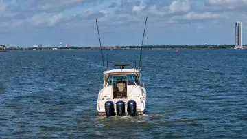 Thumbnail von Grady White Express 370
