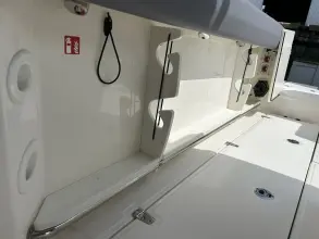 Thumbnail von Boston Whaler 280 Outrage