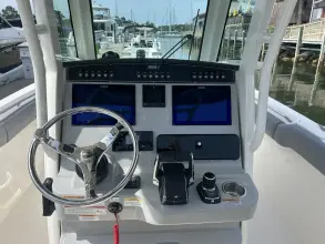 Thumbnail von Boston Whaler 280 Outrage