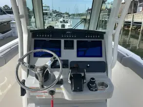 Thumbnail von Boston Whaler 280 Outrage