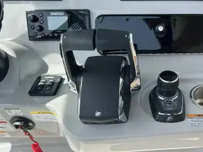 Thumbnail von Boston Whaler 280 Outrage