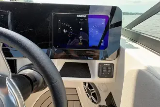 Thumbnail von Sea Ray SDX 250 Outboard