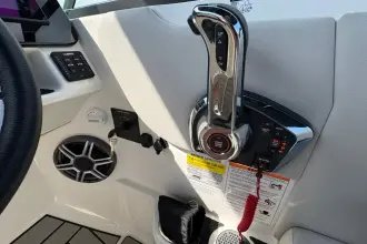 Thumbnail von Sea Ray SDX 250 Outboard