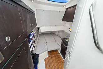 Thumbnail von Boston Whaler 380 Outrage