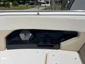 Thumbnail von Boston Whaler 240 Vantage