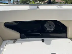 Thumbnail von Boston Whaler 240 Vantage