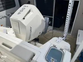 Thumbnail von Boston Whaler 240 Vantage