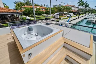 Thumbnail von Ferretti Yachts 860 LADY F
