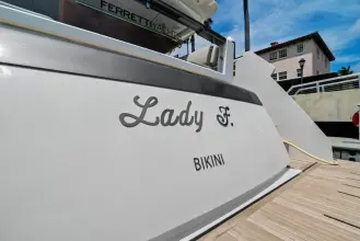 Thumbnail von Ferretti Yachts 860 LADY F