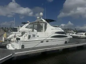 Carver 444 Cockpit Motor Yacht
