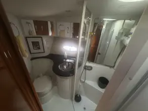 Thumbnail von Carver 444 Cockpit Motor Yacht