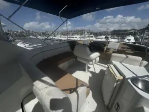 Thumbnail von Carver 444 Cockpit Motor Yacht