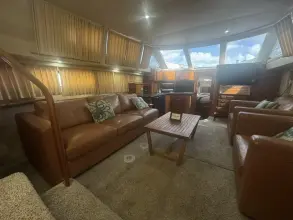 Thumbnail von Carver 444 Cockpit Motor Yacht