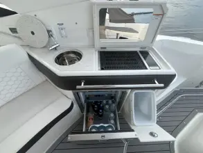 Thumbnail von Sea Ray 320 Sundancer Outboard