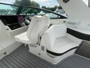 Thumbnail von Sea Ray 320 Sundancer Outboard