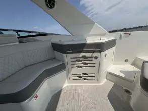 Thumbnail von Sea Ray SLX 310 Outboard