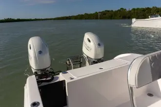 Thumbnail von Twin Vee 240 STX CC